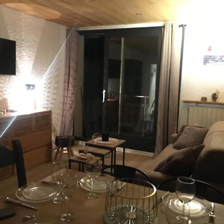 Apartment Les Deux Alpes, Le Lauvitel, Cosy, Pied Des Pistes, 2 Adultes 2 Enfants